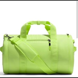 Ivy Park Drip 2 Duffle